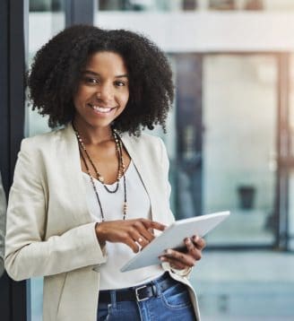 Visuelle Darstellung der aktualisierten Geschäftsstrategie von Xerox, die wichtige Innovationen und strategische Erfolgsinitiativen hervorhebt. Visuelle Darstellung der aktualisierten Geschäftsstrategie von Xerox, die wichtige Innovationen und strategische Erfolgsinitiativen hervorhebt.